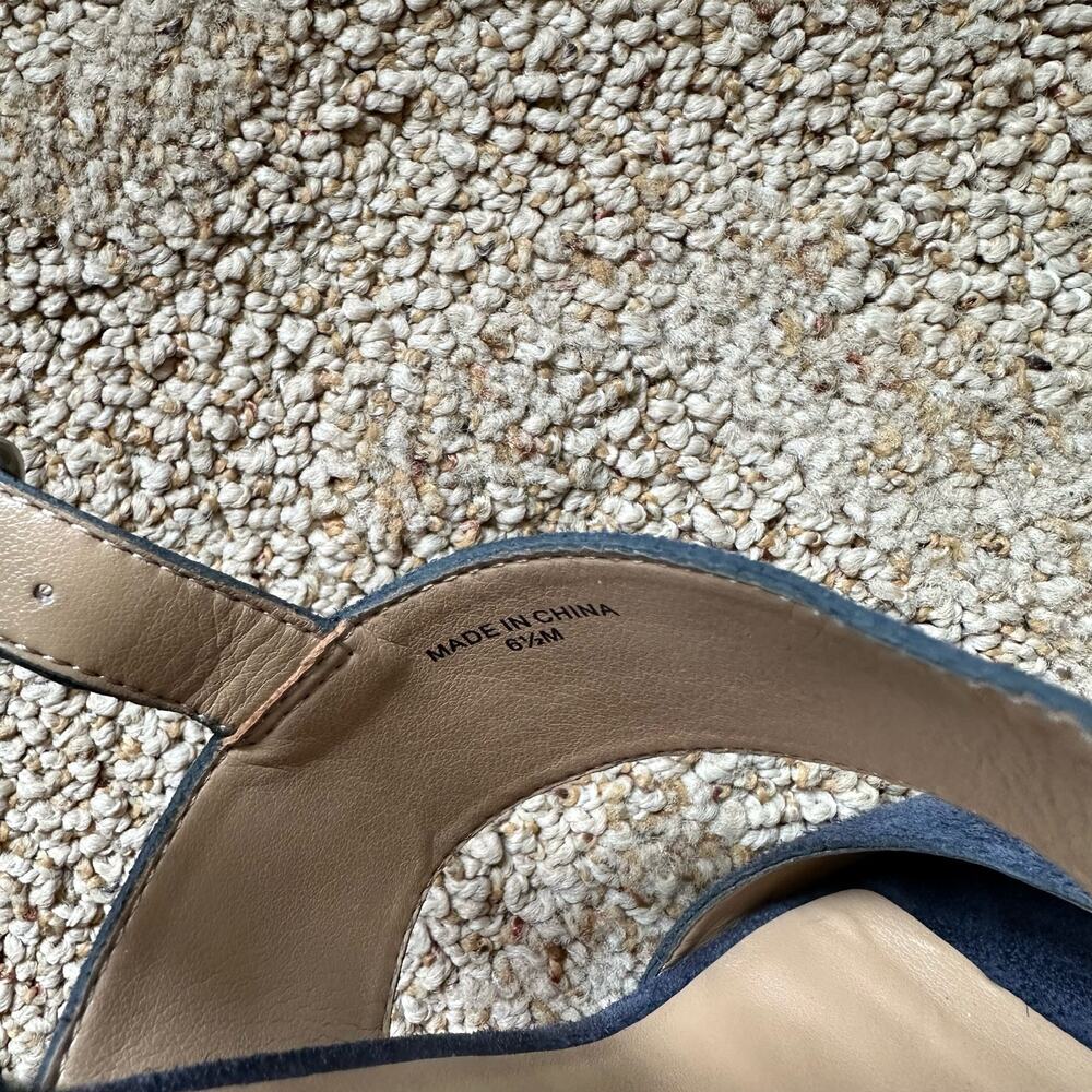 Banana Republic Blue Suede Block Heel Strappy Sandals Womens 6.5 - Picture 4 of 8